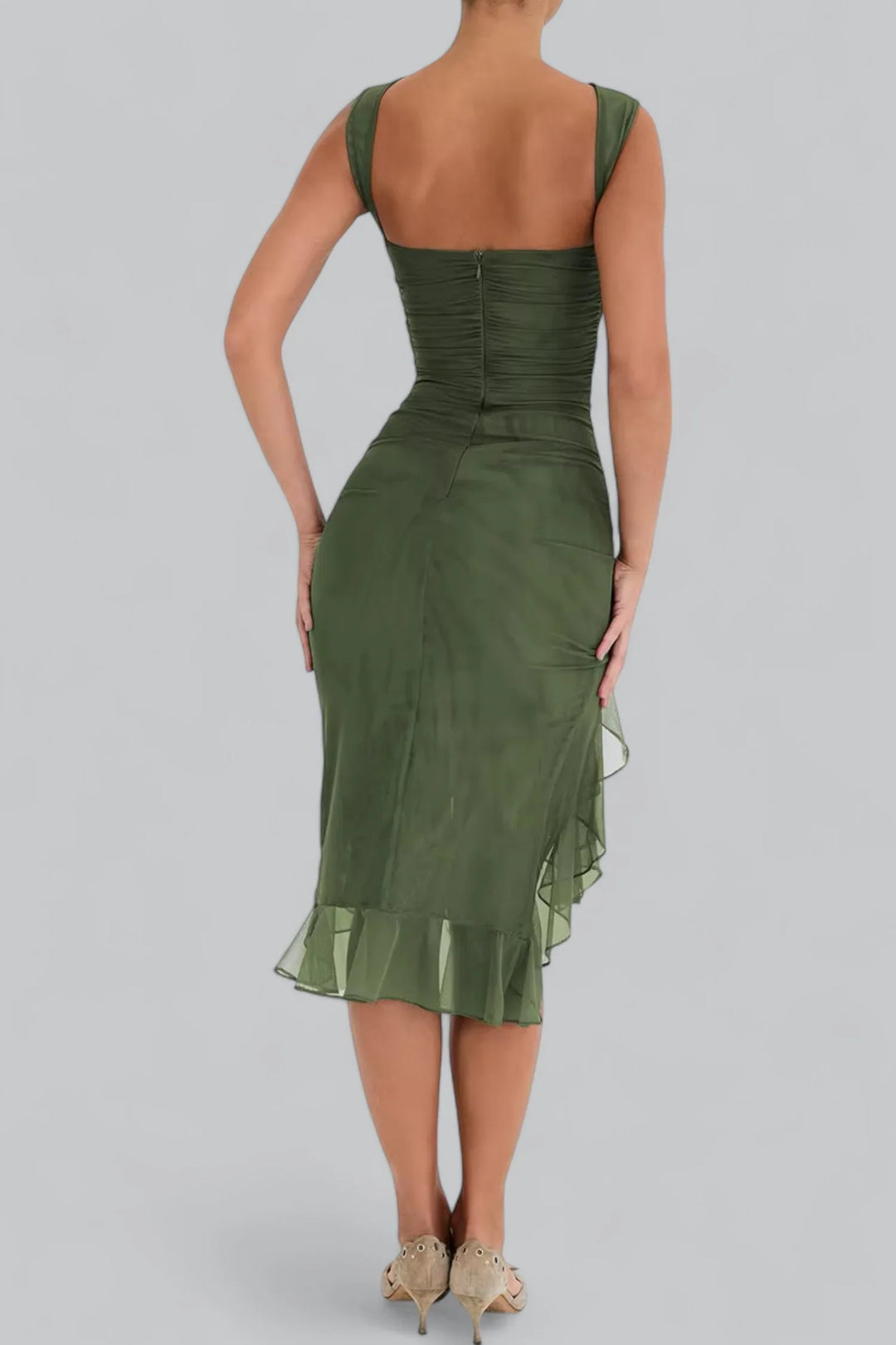 Delara Elegante Midi Jurk – Luxe Geplooide Jurk met Asymmetrisch Design