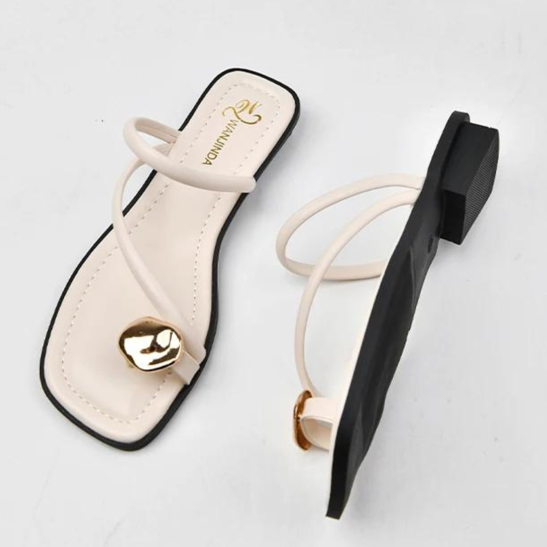 Jenner – Elegante Slip-On Sandalen Voor Vrouwen Met Gouden Accenten