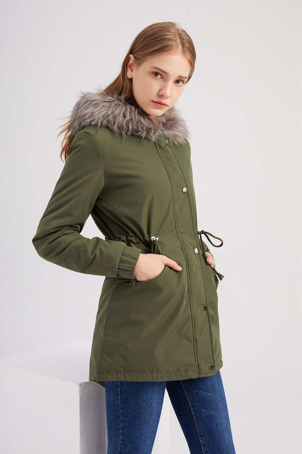Rhealyn Parka – Stijlvolle Winterjas met Faux-Fur Capuchon