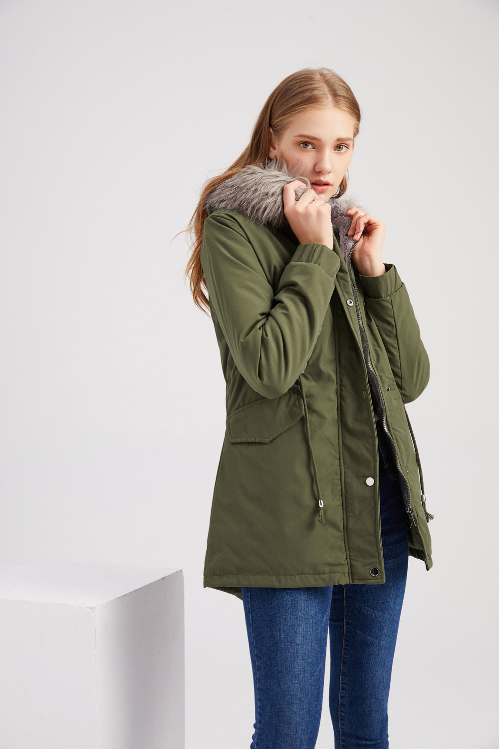 Rhealyn Parka – Stijlvolle Winterjas met Faux-Fur Capuchon