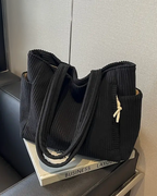 Éloïse | Sac cabas côtelé avec détail cordon