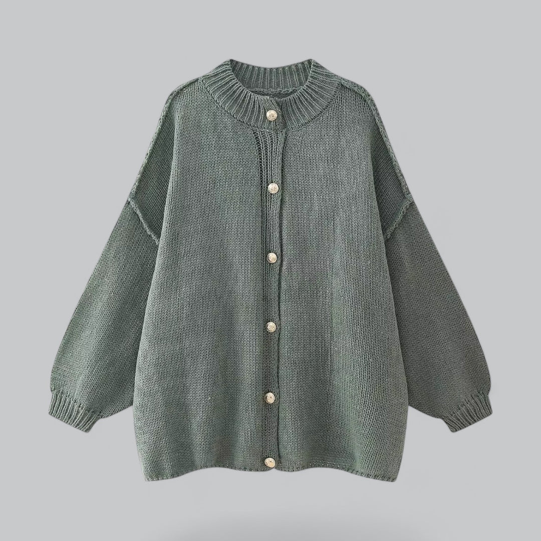 Oksana Cardigan – Oversized Damesvest met Luxe Details en Tijdloze Stijl