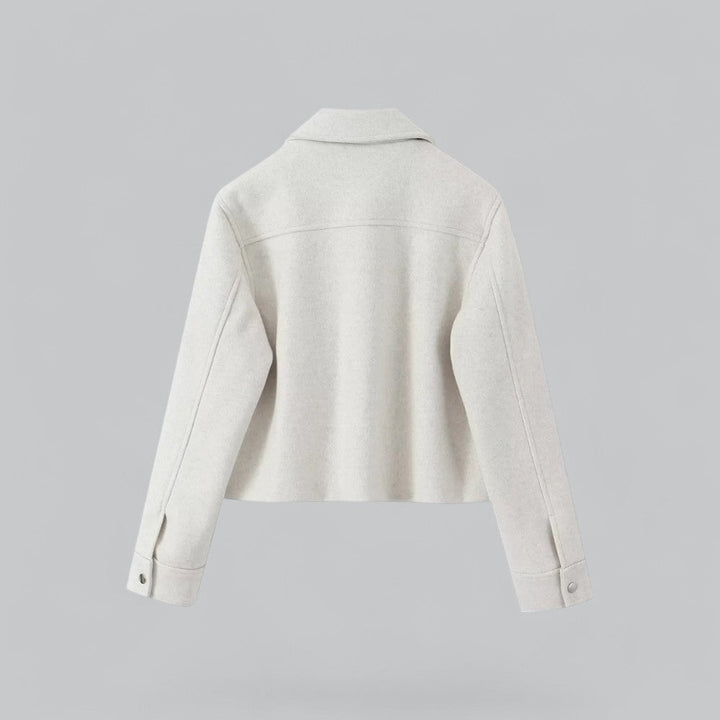 Rilynn Jas – Cropped Stijl met Duurzame Klasse