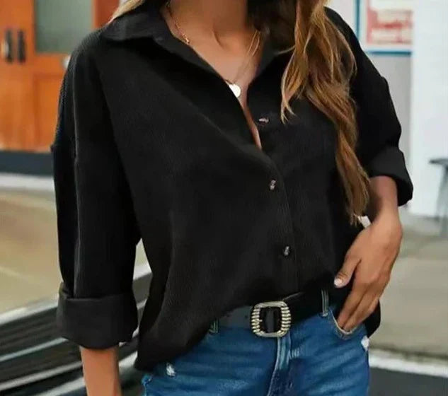 Lyanna Corduroy Blouse – Klassieke Ribstof Blouse met Moderne Flair