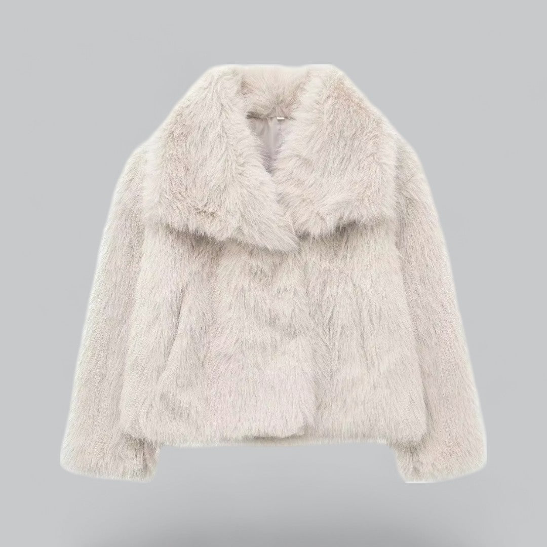 Wallina Jas – Korte Winterjas van Faux Fur met Magnetische Sluiting