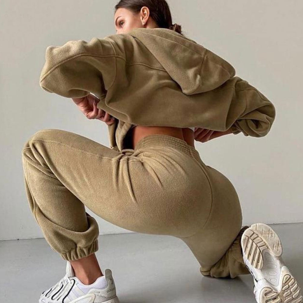 Marisol Trainingspak – Stijlvol Comfortabel Damespak voor Binnen en Buiten