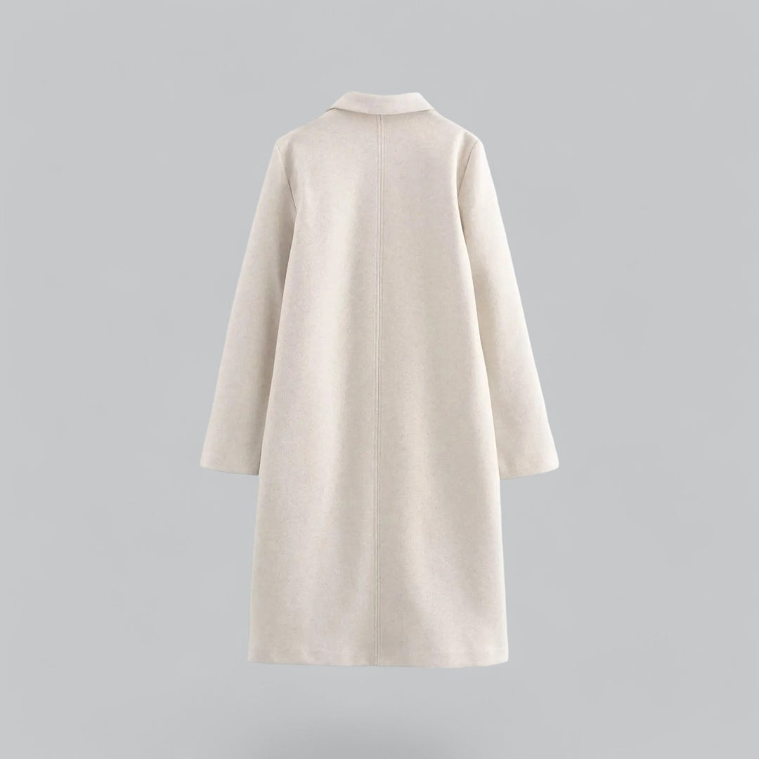 Liora Winterjas – Tijdloze Klasse en Bescherming