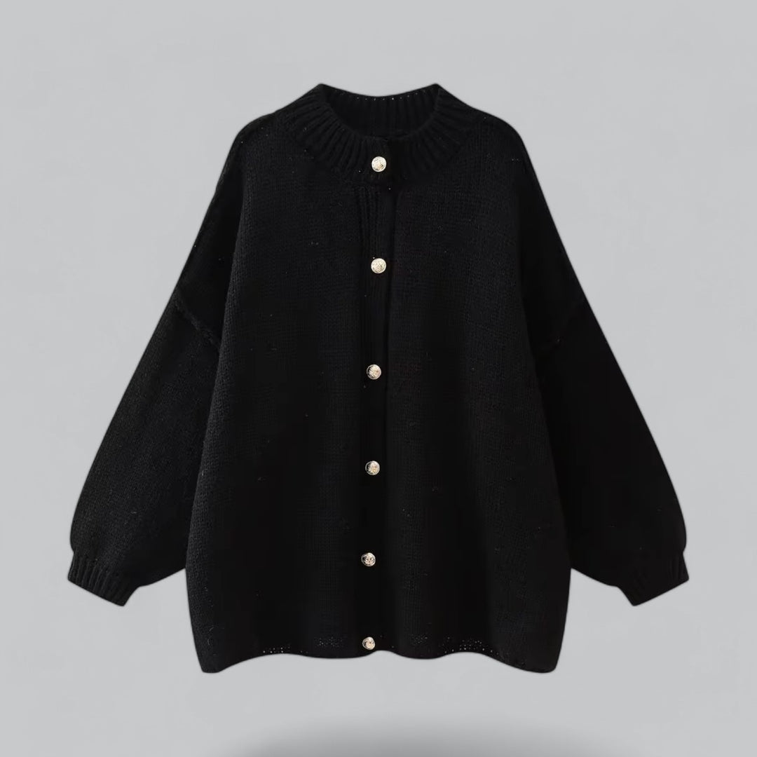 Oksana Cardigan – Oversized Damesvest met Luxe Details en Tijdloze Stijl