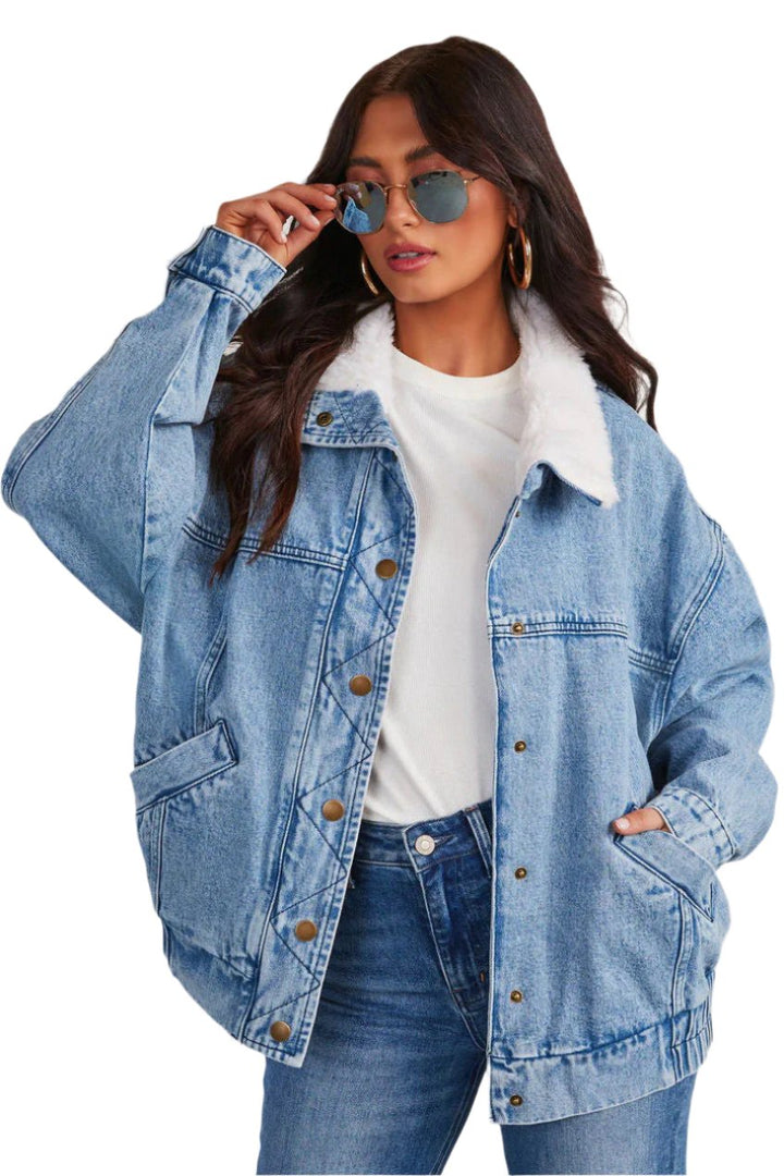 Rowina Denimjas – Damesjas met Fleece Kraag en Tijdloze Stijl