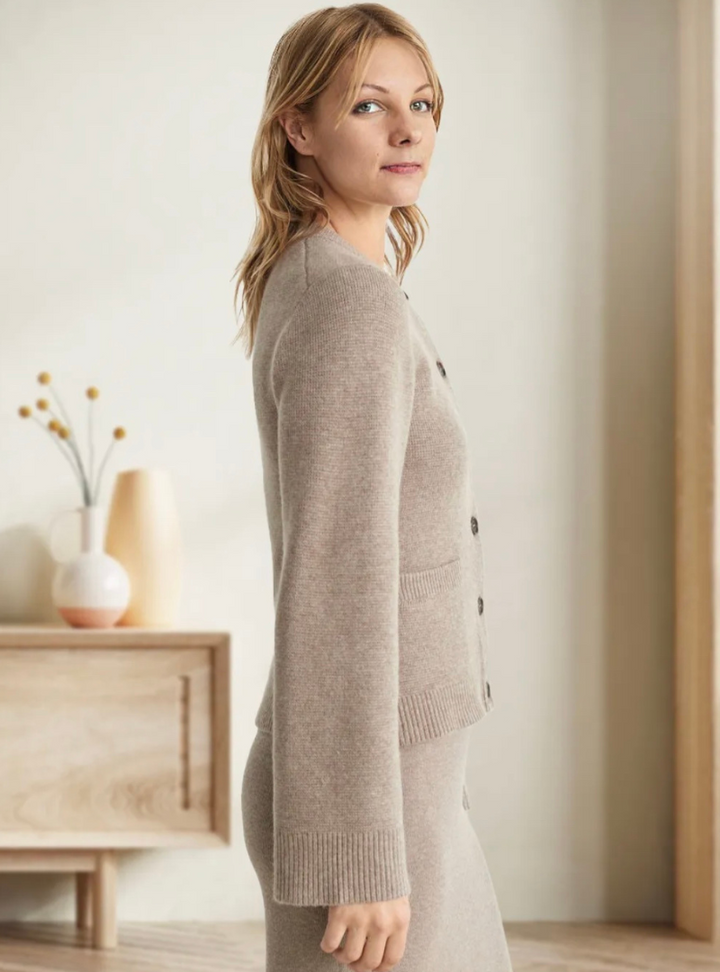 Serelith Dames Cardigan – Elegant Vest met Klassieke Knoopsluiting