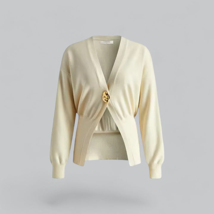 Wilona Cardigan – V-Hals Vest met Gouden Knoopsluiting