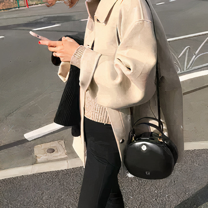 Alverra Damesjas – Tijdloze Trenchcoat met Luxe Uitstraling