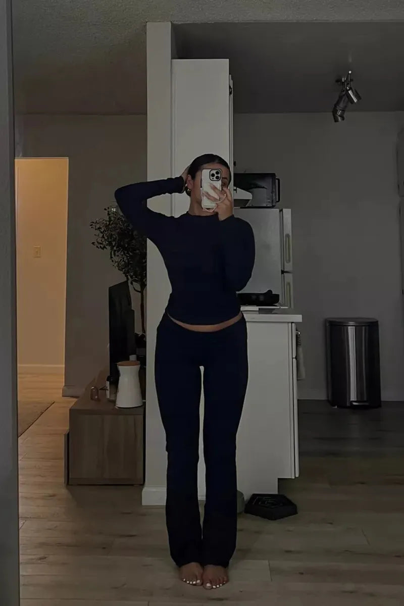 Josiane Lounge Set – Stijlvolle en Ademende Set met Slim-Fit Top