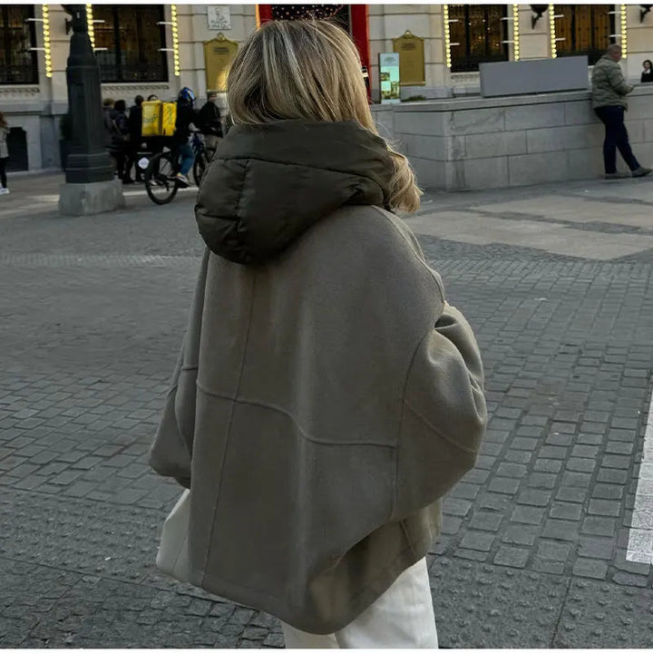 Tilda Winterjas – Warme Damesjas met Hoge Kraag en Relaxte Pasvorm