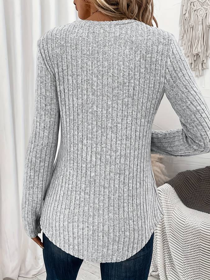 Elira Longsleeve – Tijdloze Dames Top met Elegante V-Hals