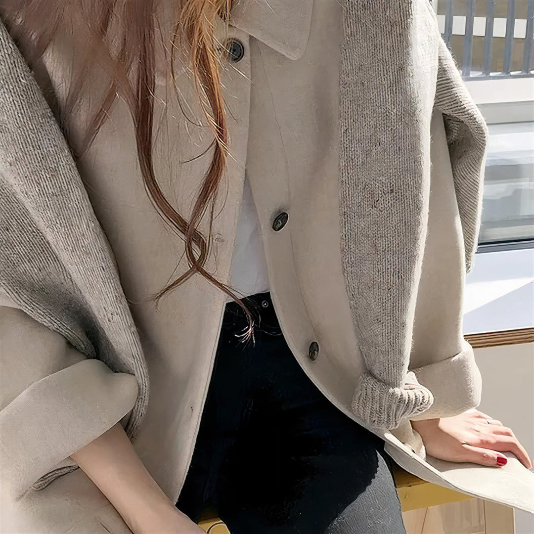 Alverra Damesjas – Tijdloze Trenchcoat met Luxe Uitstraling