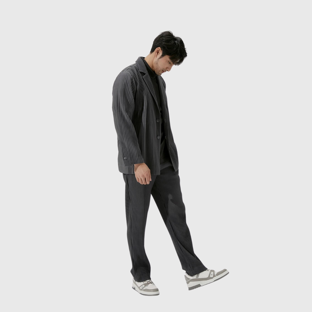 Darel – Geplooid Trainingspak Voor Heren Met Elegante Pasvorm