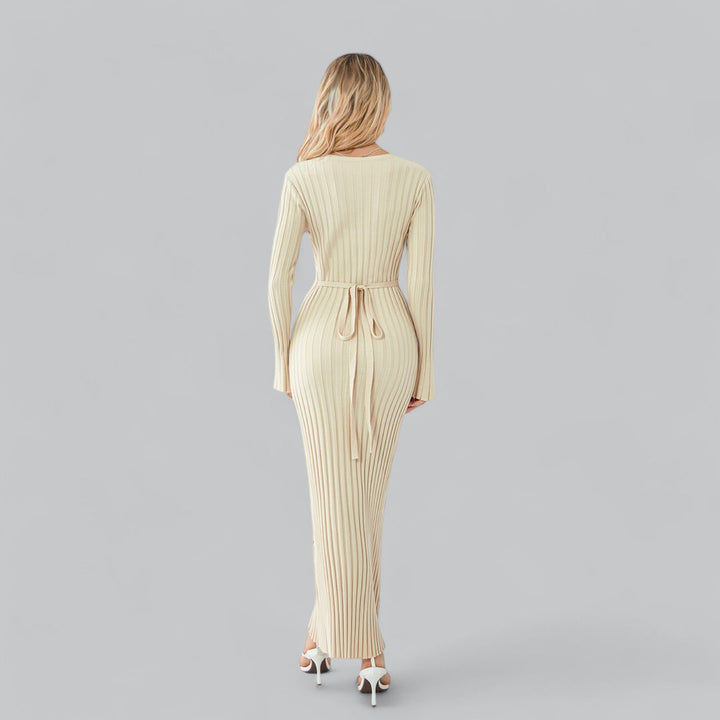 Selvina Maxi Jurk – Tijdloze Elegantie met Moderne Details