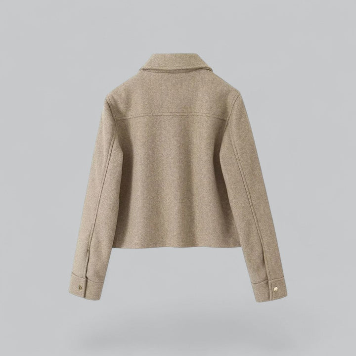 Rilynn Jas – Cropped Stijl met Duurzame Klasse