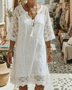 Nivara | Robe Fluide à Dentelle et Col V