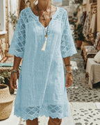 Nivara | Robe Fluide à Dentelle et Col V