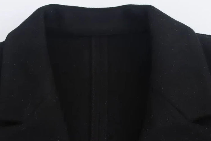 Liora Winterjas – Tijdloze Klasse en Bescherming