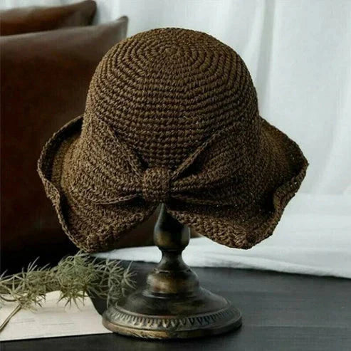 Tilosa Zomerse Dameshoed – Handgeweven Strohoed met Brede Rand en Strikdetail