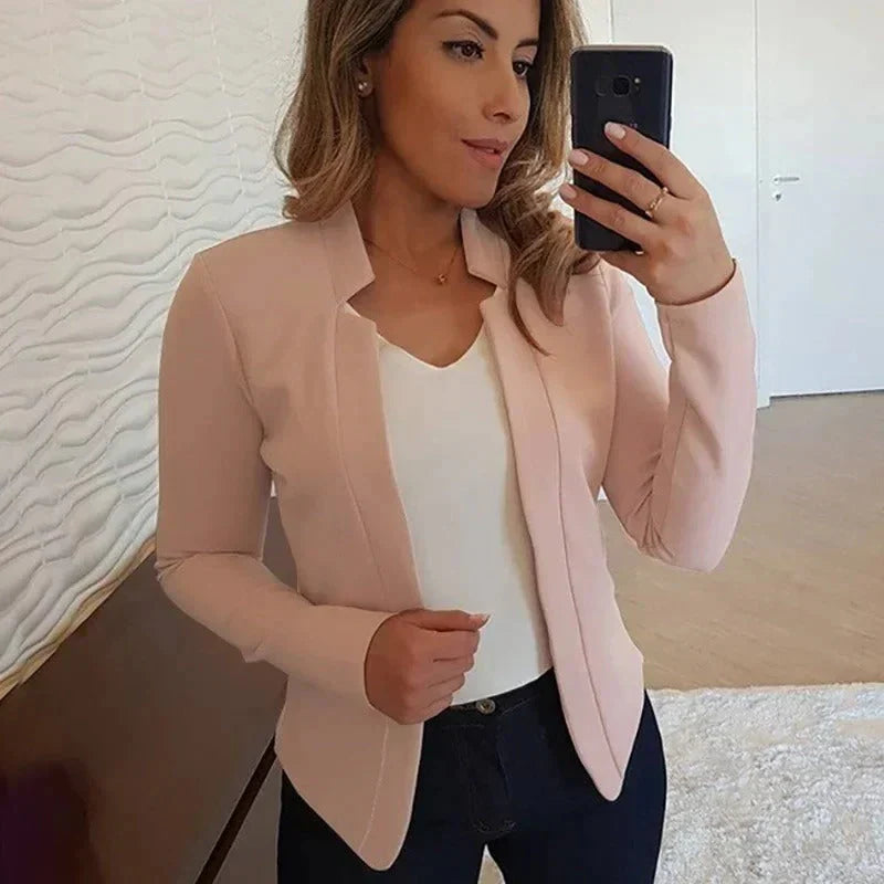 Emilia – De Perfecte Blazer voor Elke Gelegenheid