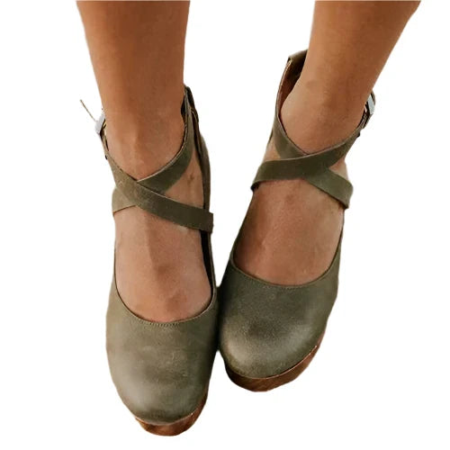 Miriam – Retro Schoenen met Tijdloze Elegantie