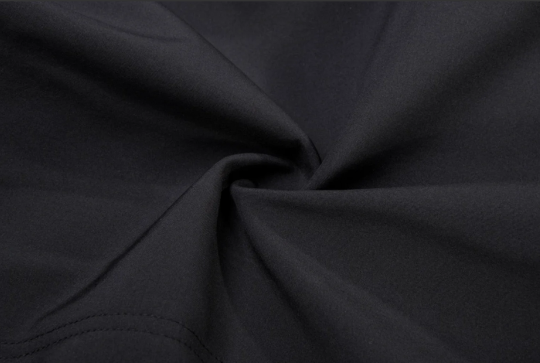 Mando – Modern Herenjack met Capuchon en Functionele Details