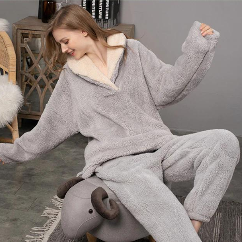 Liora Fleece Sleepsuit Set – Ultiem Comfort voor de Koude Nachten