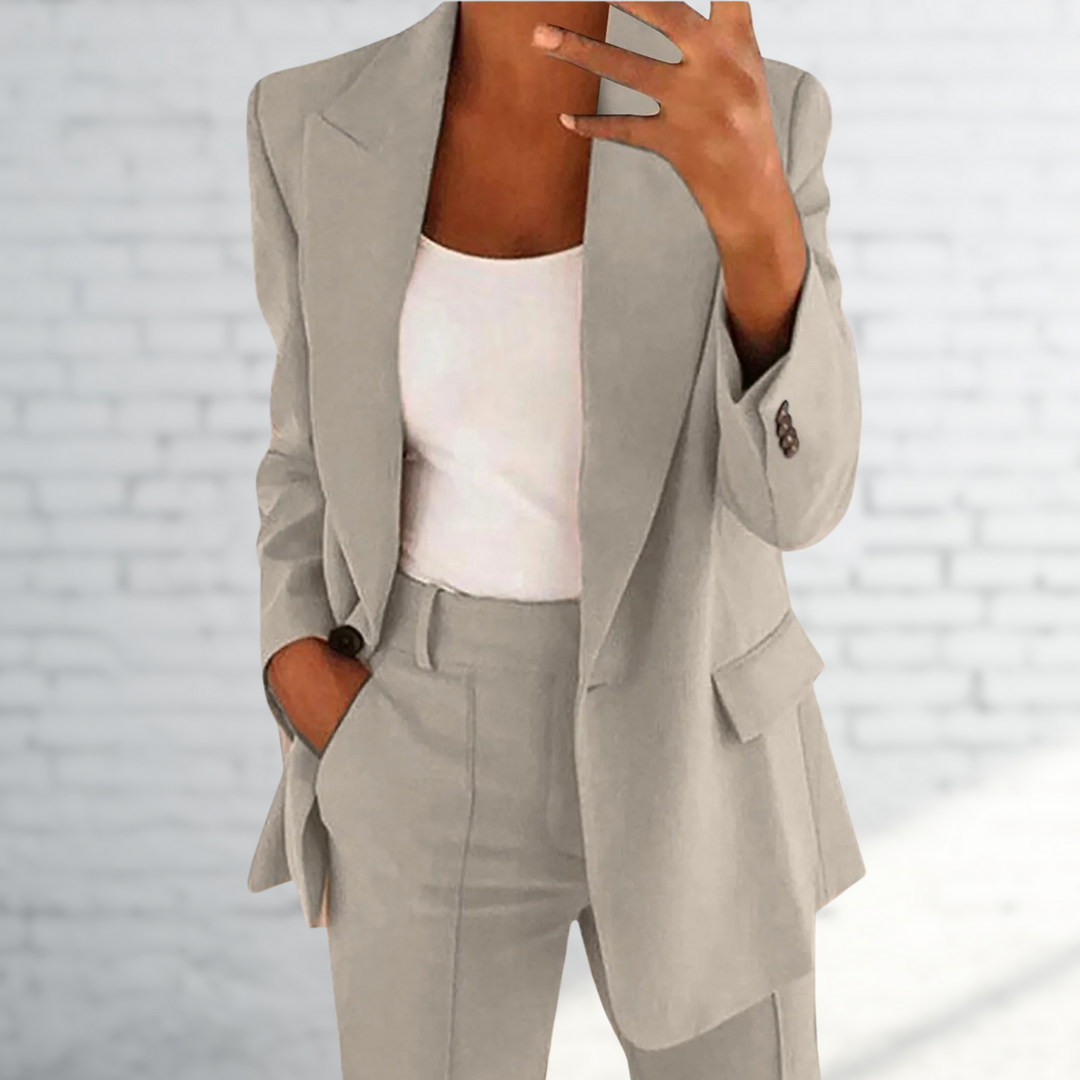 Jasmine Dameskostuum – Elegant Getailleerd Pak voor Zakelijke & Formele Gelegenheden