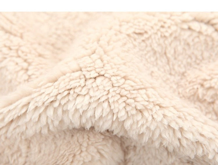 Skandor Wintercardigan – Noorse Luxe en Authentieke Warmte