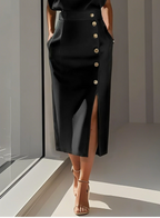 Sophie | Robe midi ajustée à boutons dorés