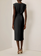 Sophie | Robe midi ajustée à boutons dorés