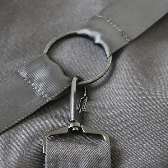 Thornton Trenchcoat met Capuchon – Lange Herenjas met Asymmetrisch Design en Mystieke Uitstraling