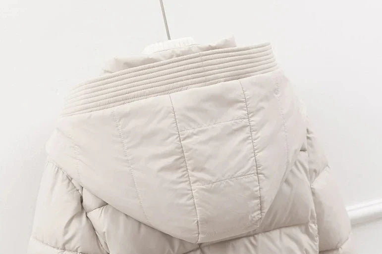 Waylynn Jas – Lange Belted Winterjas met Capuchon