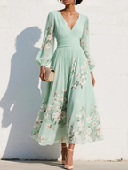 Almira | Robe Fluide Plissée à Col V