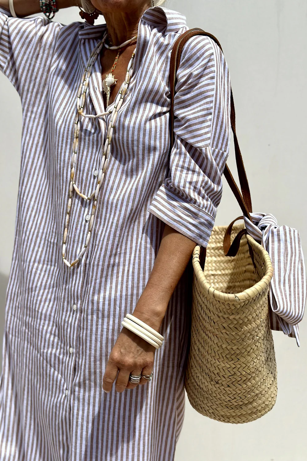 Niyara – Robe Chemise Rayée Élégante