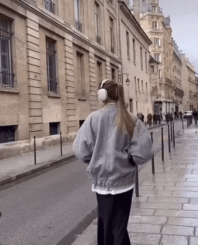 Naya Oversized Bomberjack – Lichtgewicht Warmte met Moderne Uitstraling