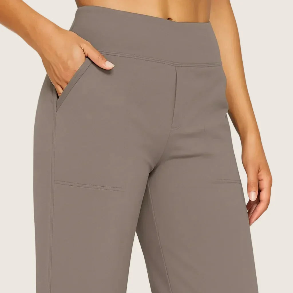 Klara | Pantalon stretch confortable. 1 acheté = 1 offert